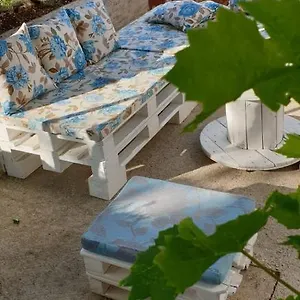 https://guest-house-ivana-krk.primorje-gorskikotar.com