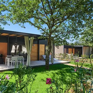 Park za odmor Park Umag Mobile Homes, Karigador