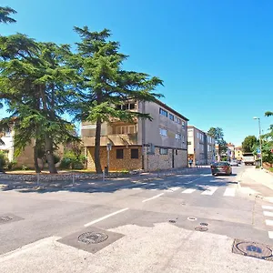 https://apartments-elda-1470.pula-hotels.org
