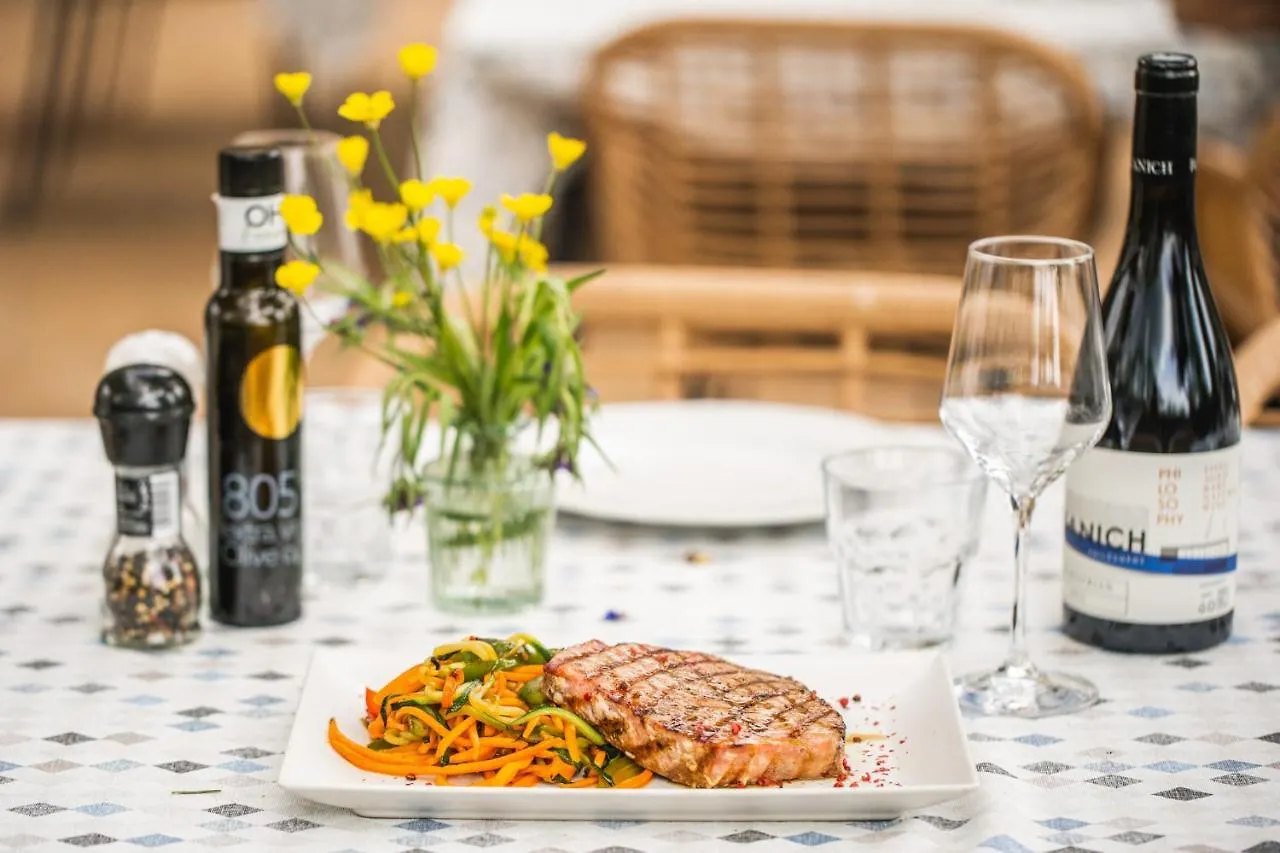 Ponte Porton Dining&lodging Grožnjan Croazia