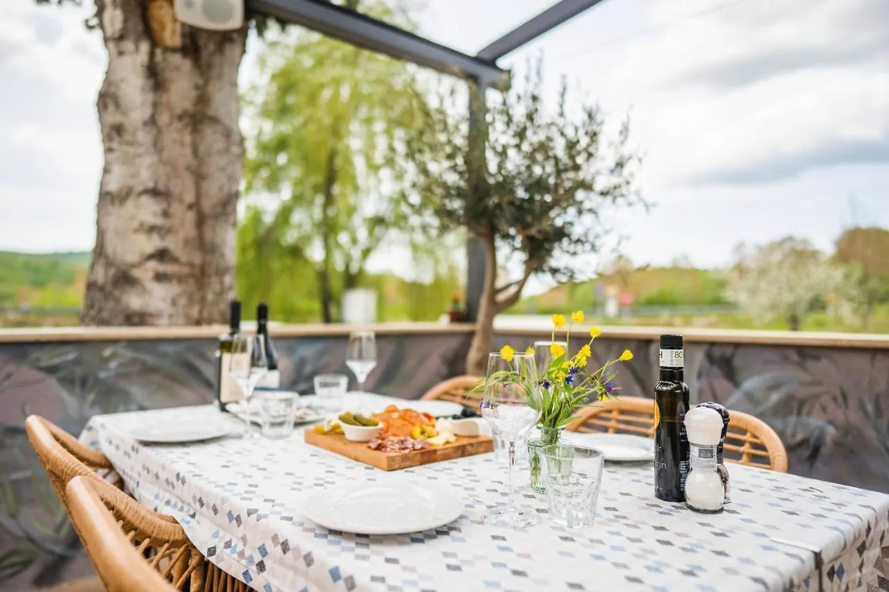 Bed & Breakfast Ponte Porton Dining & Lodging Groznjan
