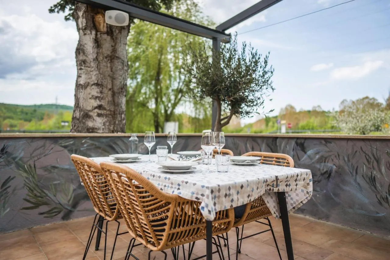 Ponte Porton Dining&lodging Grožnjan