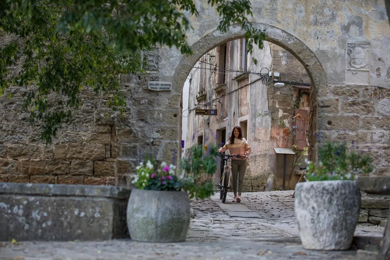 Ponte Porton Dining&lodging Grožnjan Bed & Breakfast